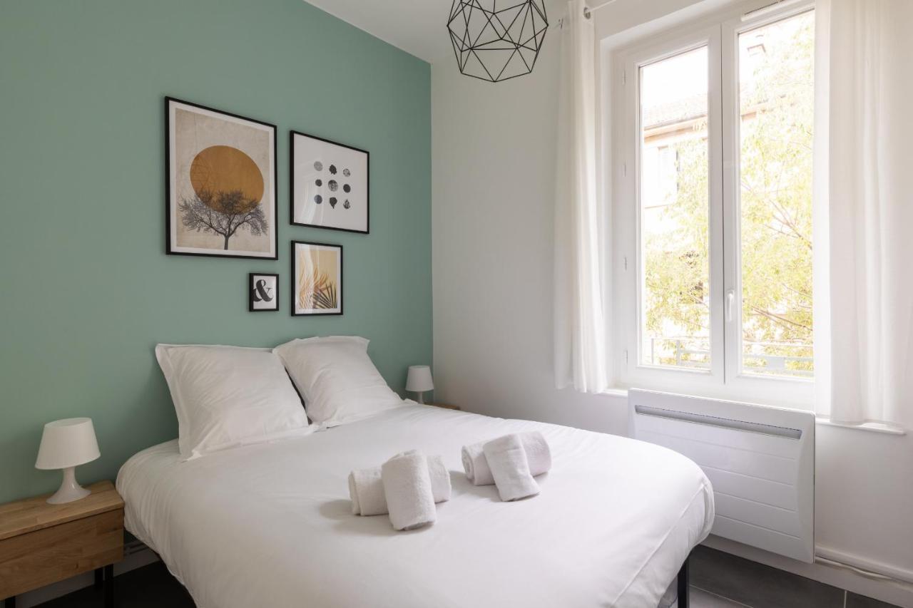 Dify Gouraud - Lyon 8 Apartment Bagian luar foto
